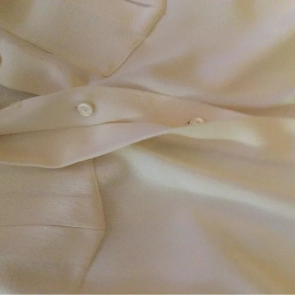 🧡Sold ebay🧡Chanel 2015 Cruise Collection Creme silk high-low top Fr 38 - Picture 6 of 10